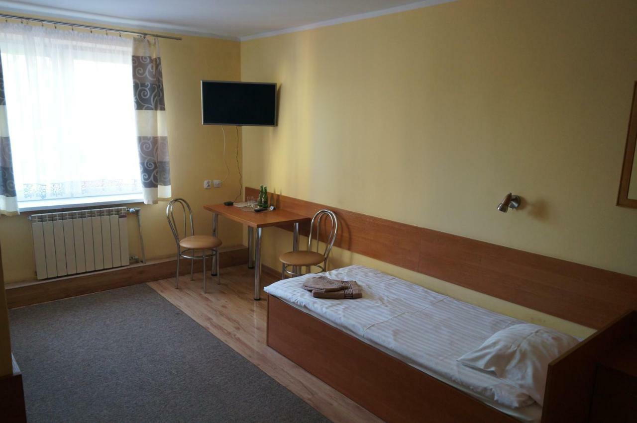 Hotel-Restauracja-Bar Rudka Ostrowiec Świętokrzyski Eksteriør bilde